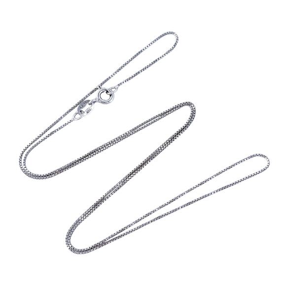 Vintage Italy Sterling Silver 925 0.6mm Box Chain Necklace 18.5" - Picture 1 of 3